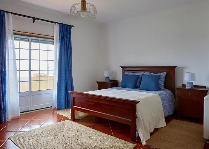 Chale Da Malvarosa アトウギア・ダ・バレイア