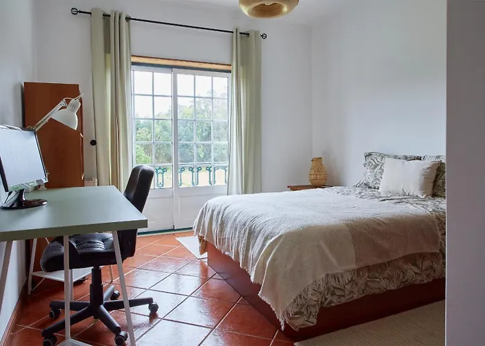 Chale Da Malvarosa アトウギア・ダ・バレイア