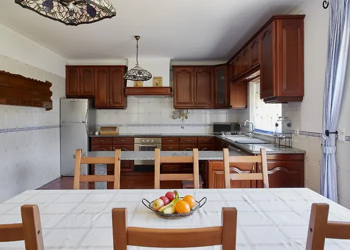 Chale Da Malvarosa アトウギア・ダ・バレイア